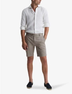 Reiss Wicket Buttoned-pocket Stretch-cotton Chino Shorts 7 Reiss Wicket Buttoned-pocket Stretch-cotton Chino Shorts -Fit & Flow Clothing Sales Store R03924922 MUSHROOM ALT02