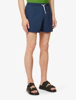 Emporio Armani Logo-badge Elasticated-waist Swim Shorts -Fit & Flow Clothing Sales Store R04142632 BLUNAVYNAVYBLUE ALT02
