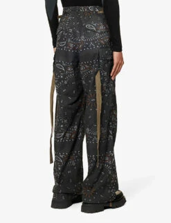 Sacai Bandana-print Wide-leg Regular-fit Cotton-twill Trousers -Fit & Flow Clothing Sales Store R04182048 GREY ALT03